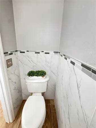 $2,995 | 2050 Corner Glen Drive, Orlando, FL 32820