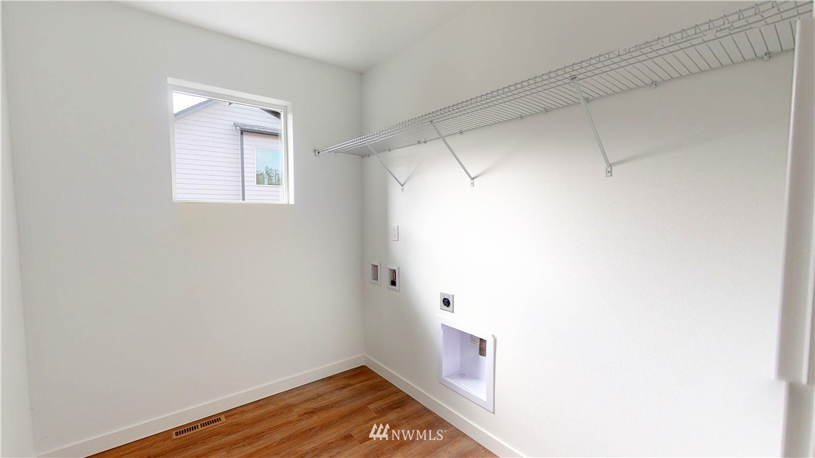 6404 South Langston Road Seattle, WA 98178 - Photo 16 of 19 Gallery Image 16