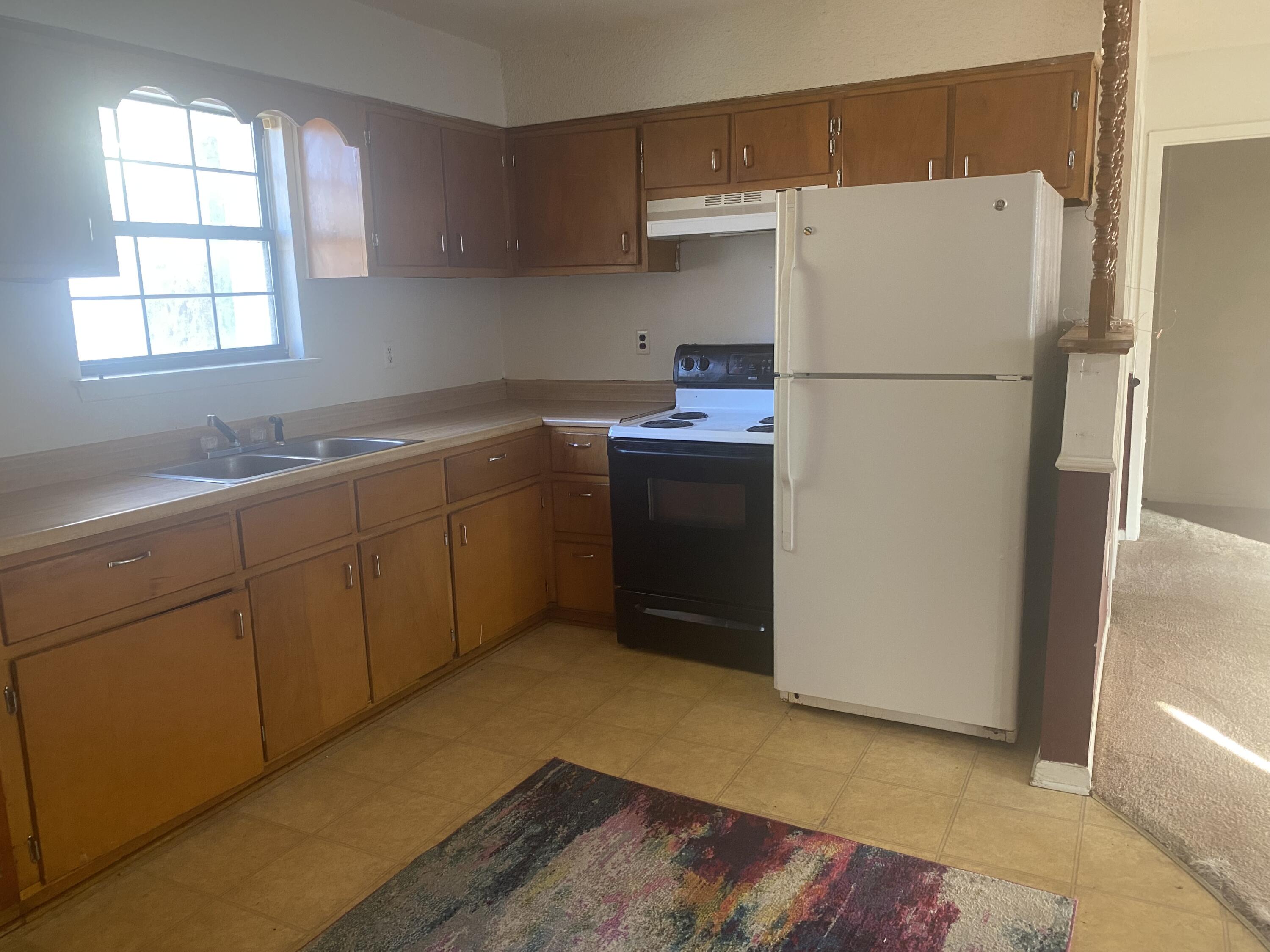 3172 Maple Street Crestview, FL 32539 - Photo 4 of 7 Kitchen 3