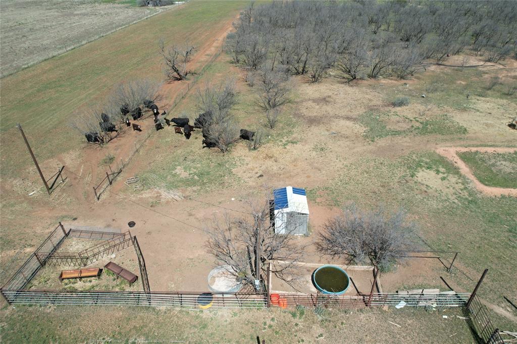409 Merkel Tx 79536 Merkel, TX 79536 - Photo 11 of 24 a close view of sink