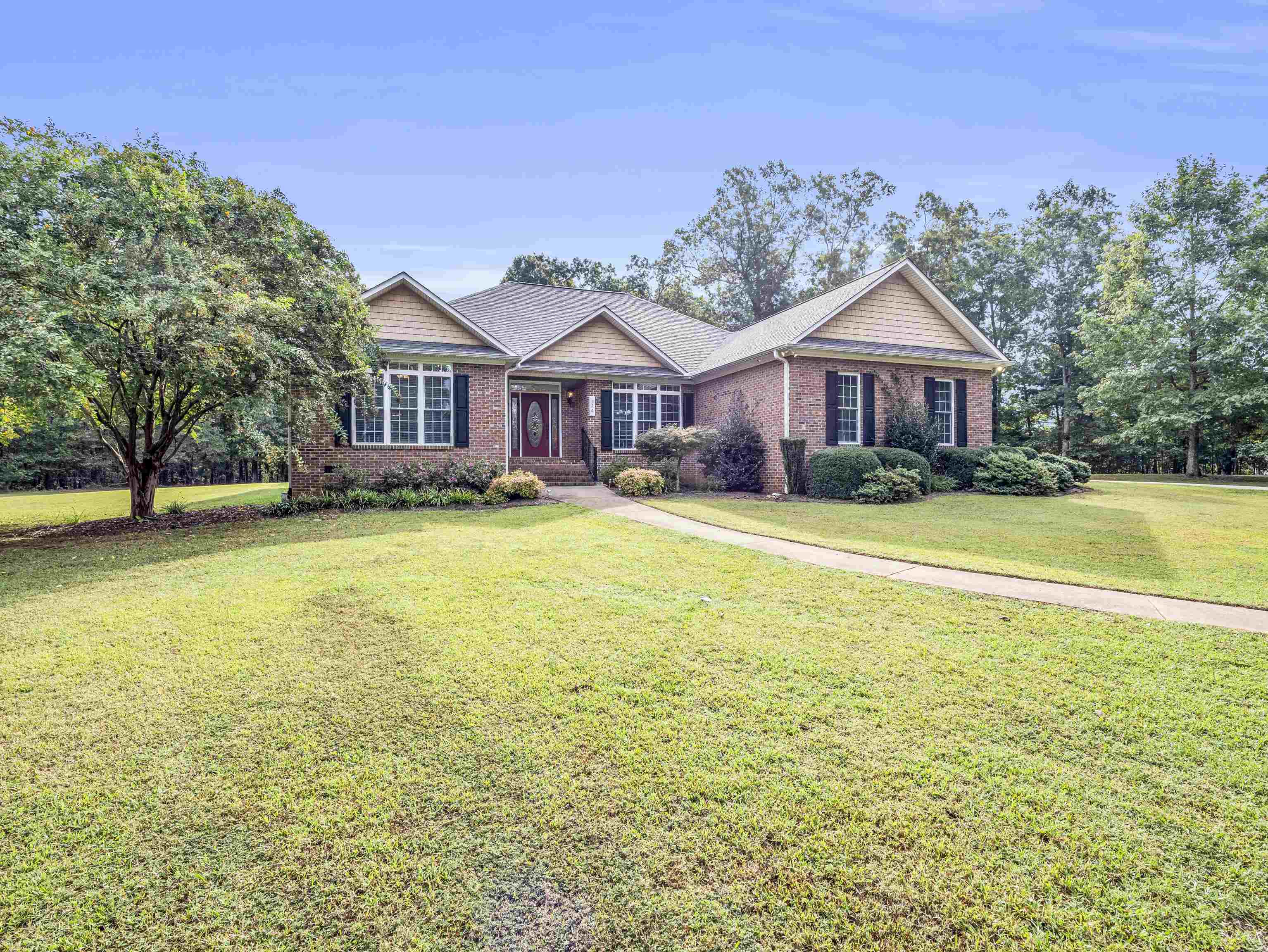 126 Hunters Creek Road Gaffney, SC 29341 - Photo 1 of 41 Gallery Image 1