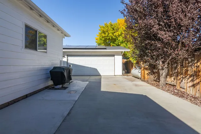 a view of house and outdoor space
