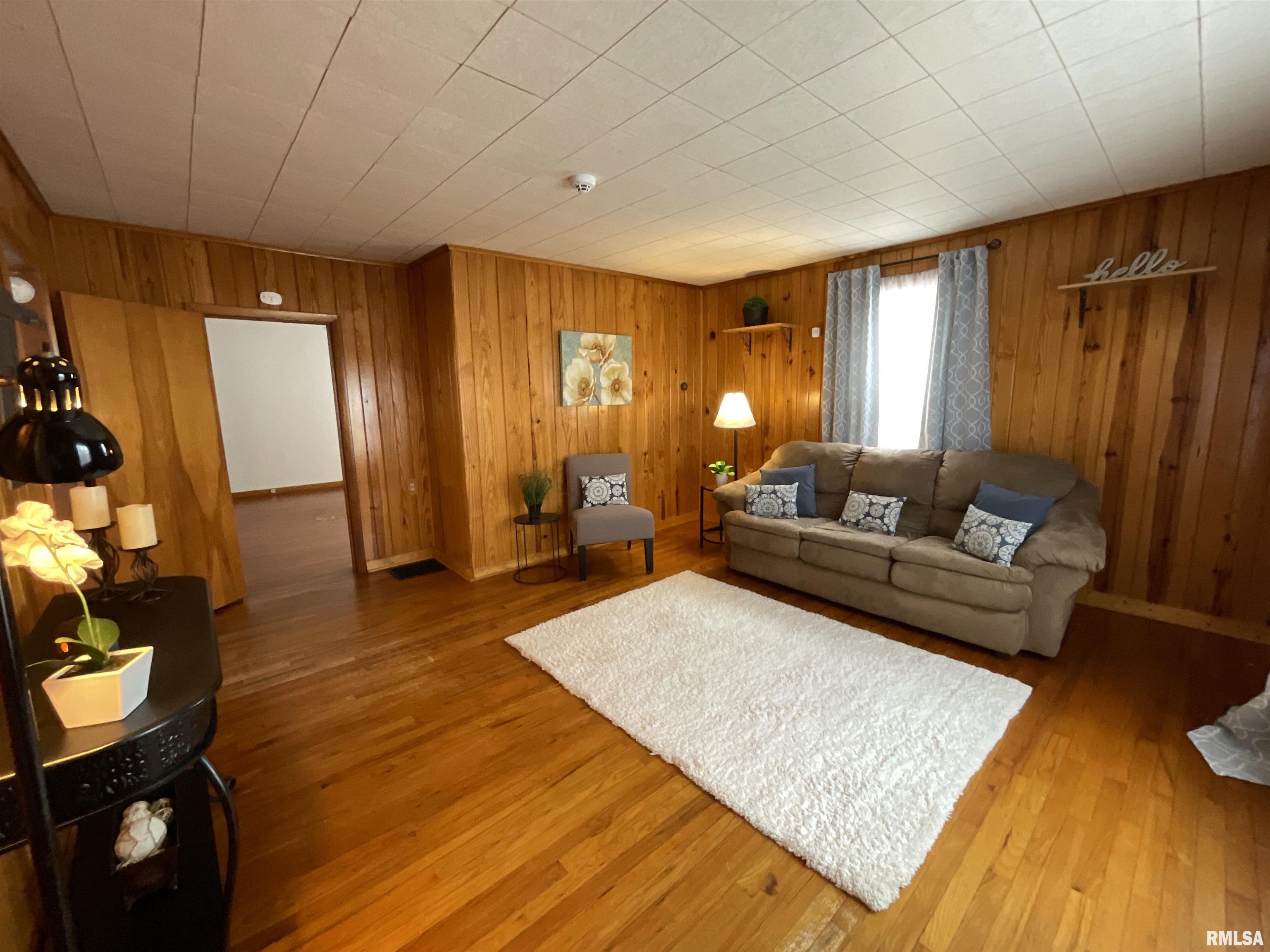 604 West Maple Avenue North Springfield, IL 62702 - Photo 4 of 24