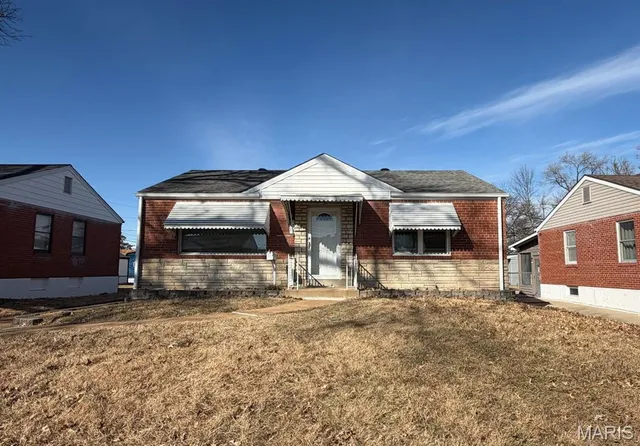 $189,900 | 8015 Parkwood Drive, St. Louis, MO 63123