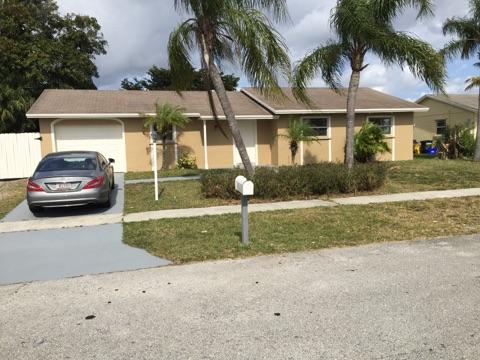 10333 Sleepy Brook Way Boca Raton, FL 33428 - Photo 1 of 7 front