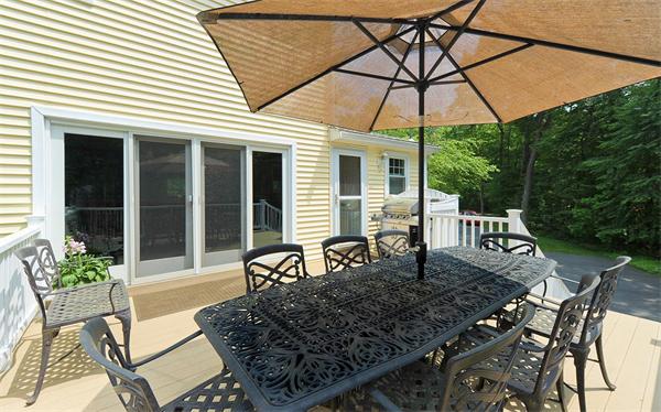 8 Hickory Road Southborough, MA 01772 - Photo 18 of 19 Gallery Image 18