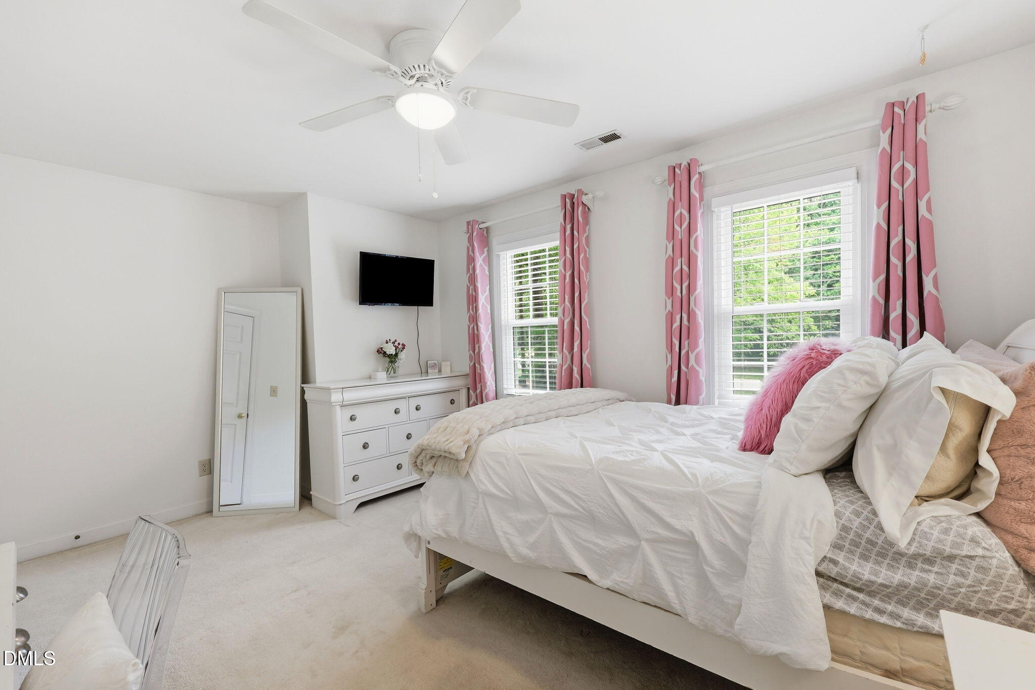 424 Grosvenor Drive Raleigh, NC 27615 - Photo 21 of 37