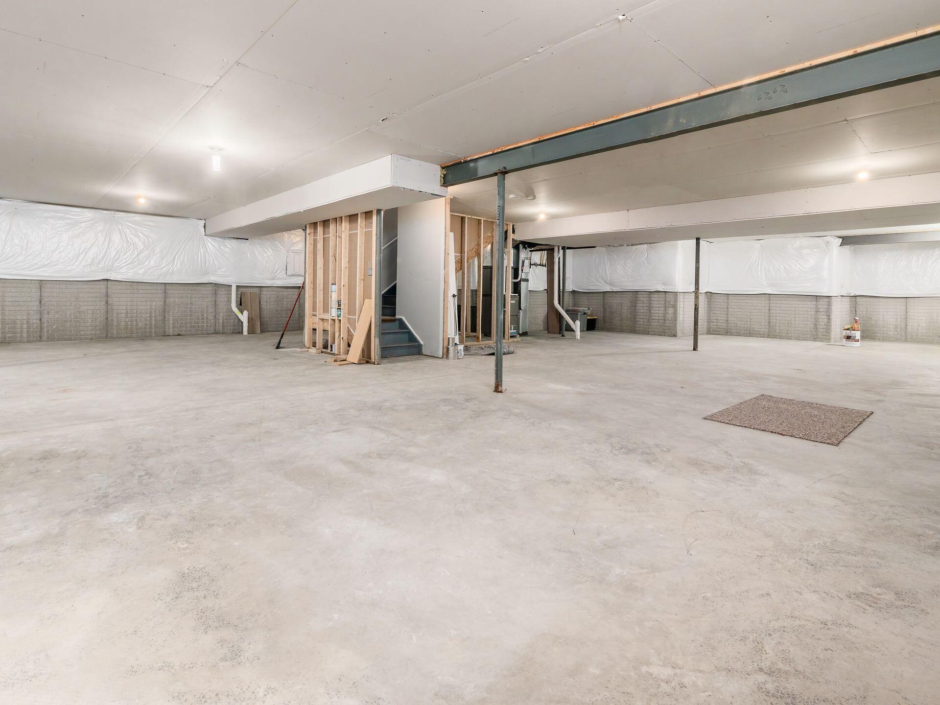 114 Solstice Road Delaware, OH 43015 - Photo 33 of 46 31. Basement