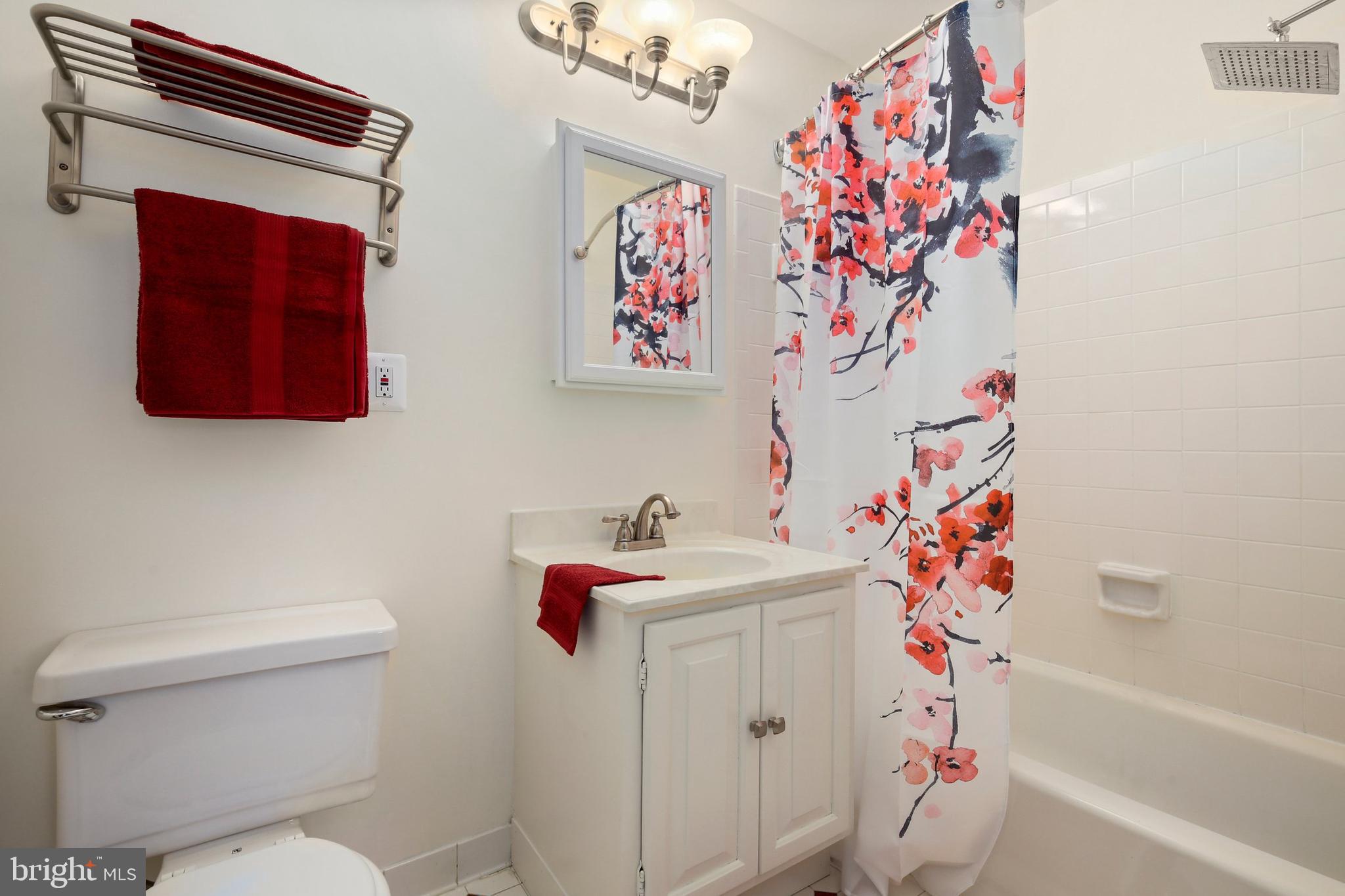 2025 Lyttonsville Road Silver Spring, MD 20910 - Photo 20 of 40