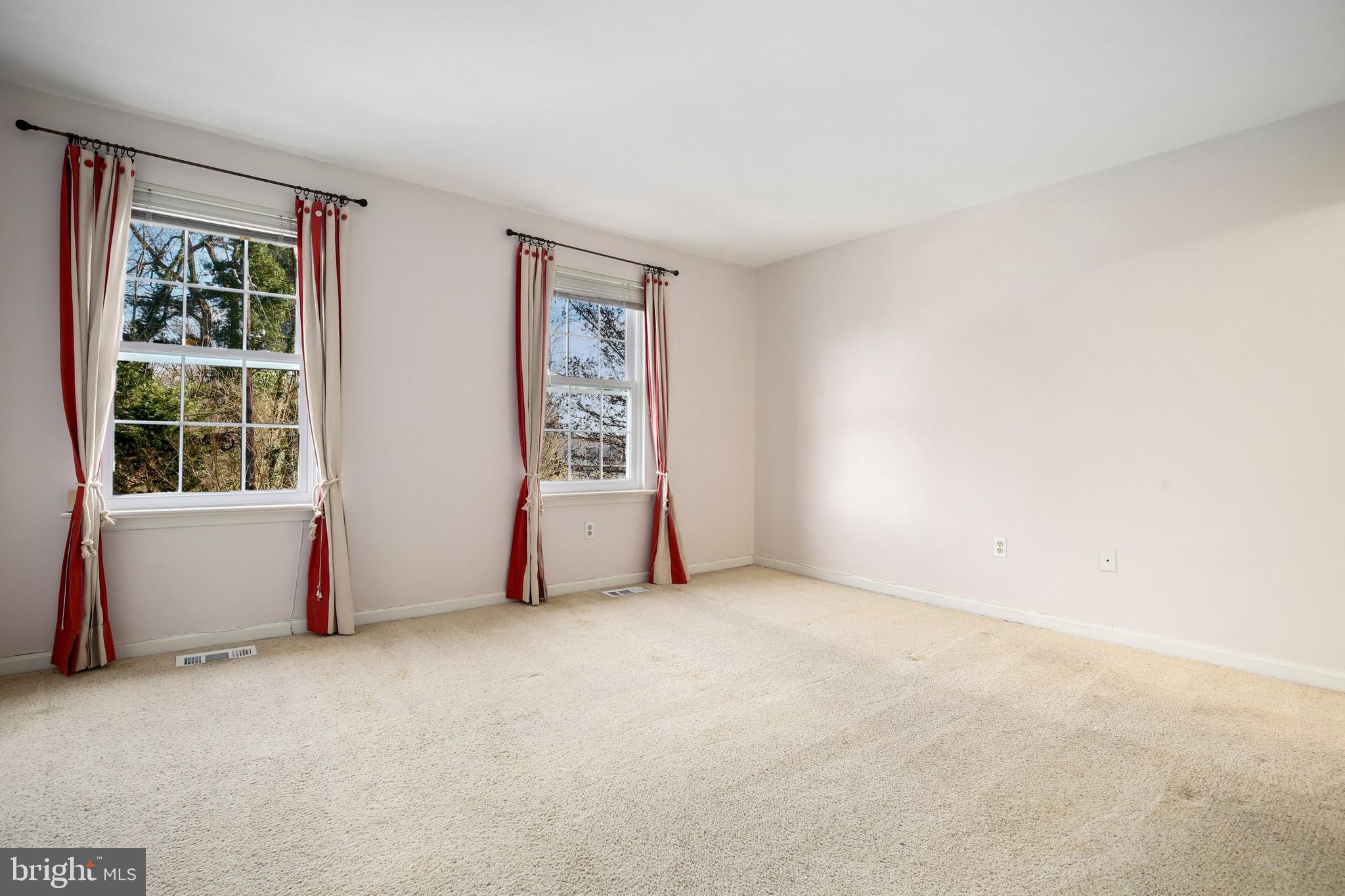 2025 Lyttonsville Road Silver Spring, MD 20910 - Photo 28 of 40