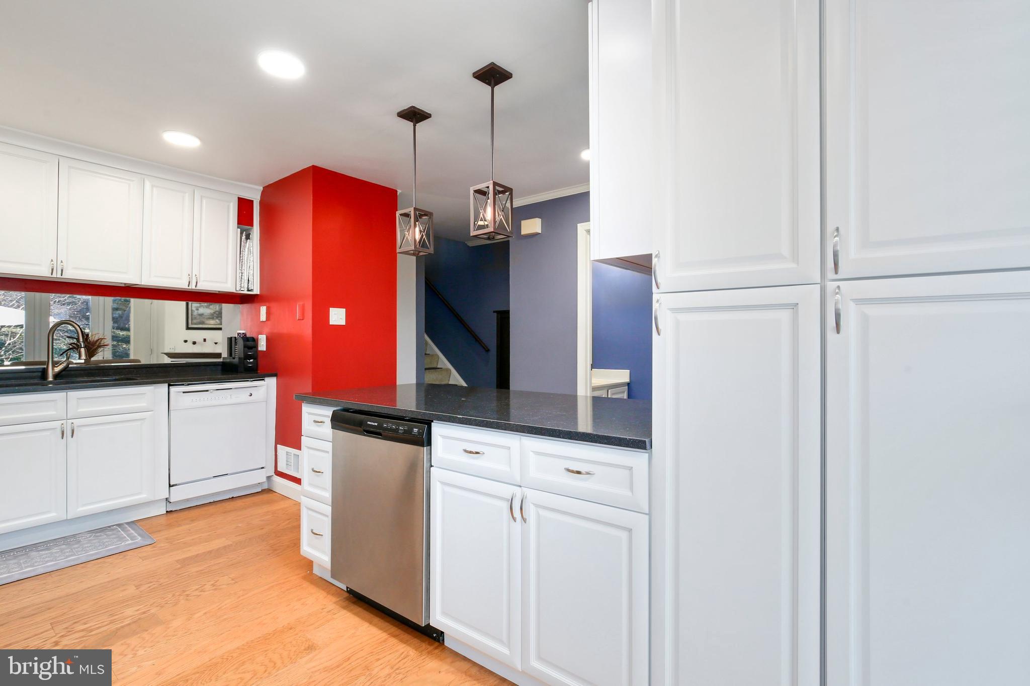 2025 Lyttonsville Road Silver Spring, MD 20910 - Photo 5 of 40