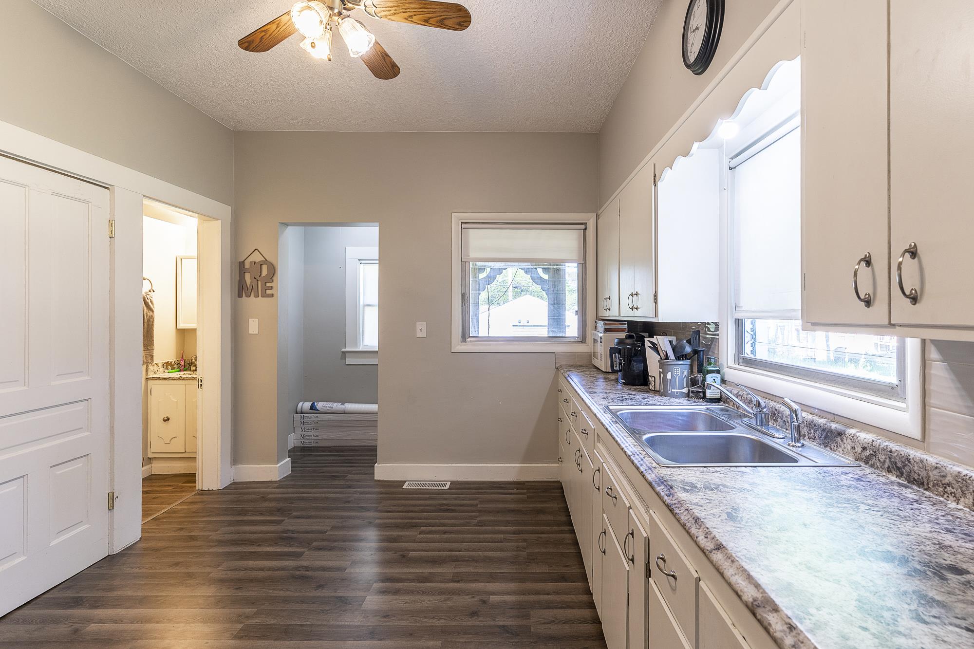 2018 Riedmiller Avenue Fort Wayne, IN 46802 - Photo 11 of 34 Gallery Image 11