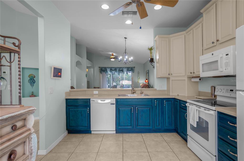 1148 West Diamond Shore Loop Hernando, FL 34442 - Photo 10 of 75