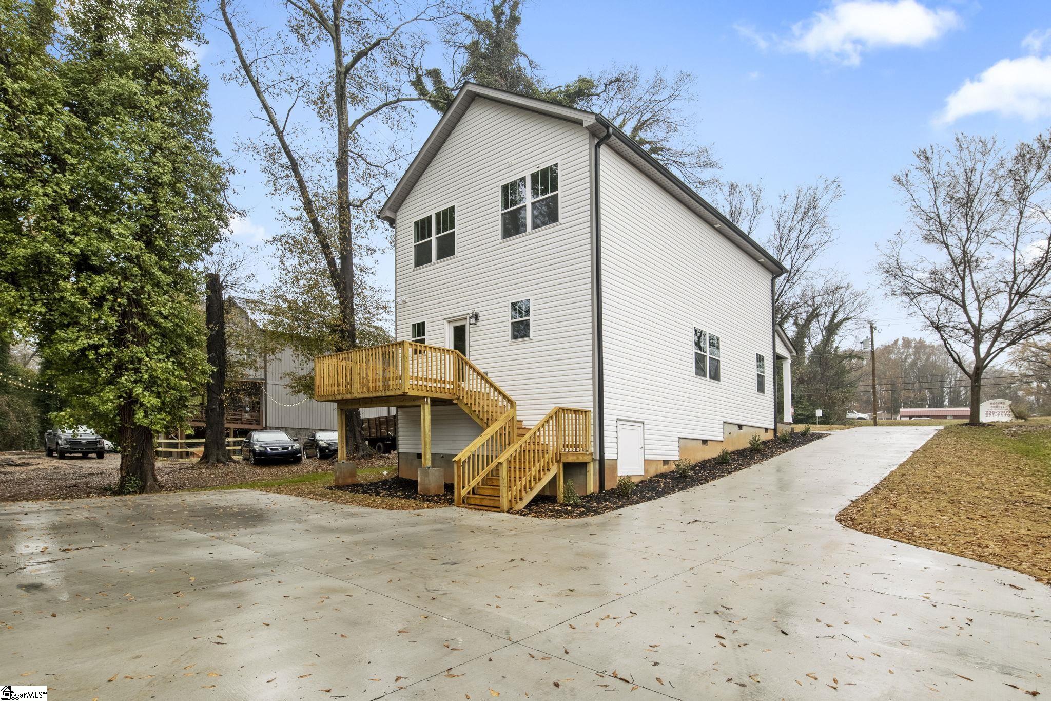 506 Rutherford Road Greenville, SC 29609 - Photo 22 of 23 Gallery Image 22