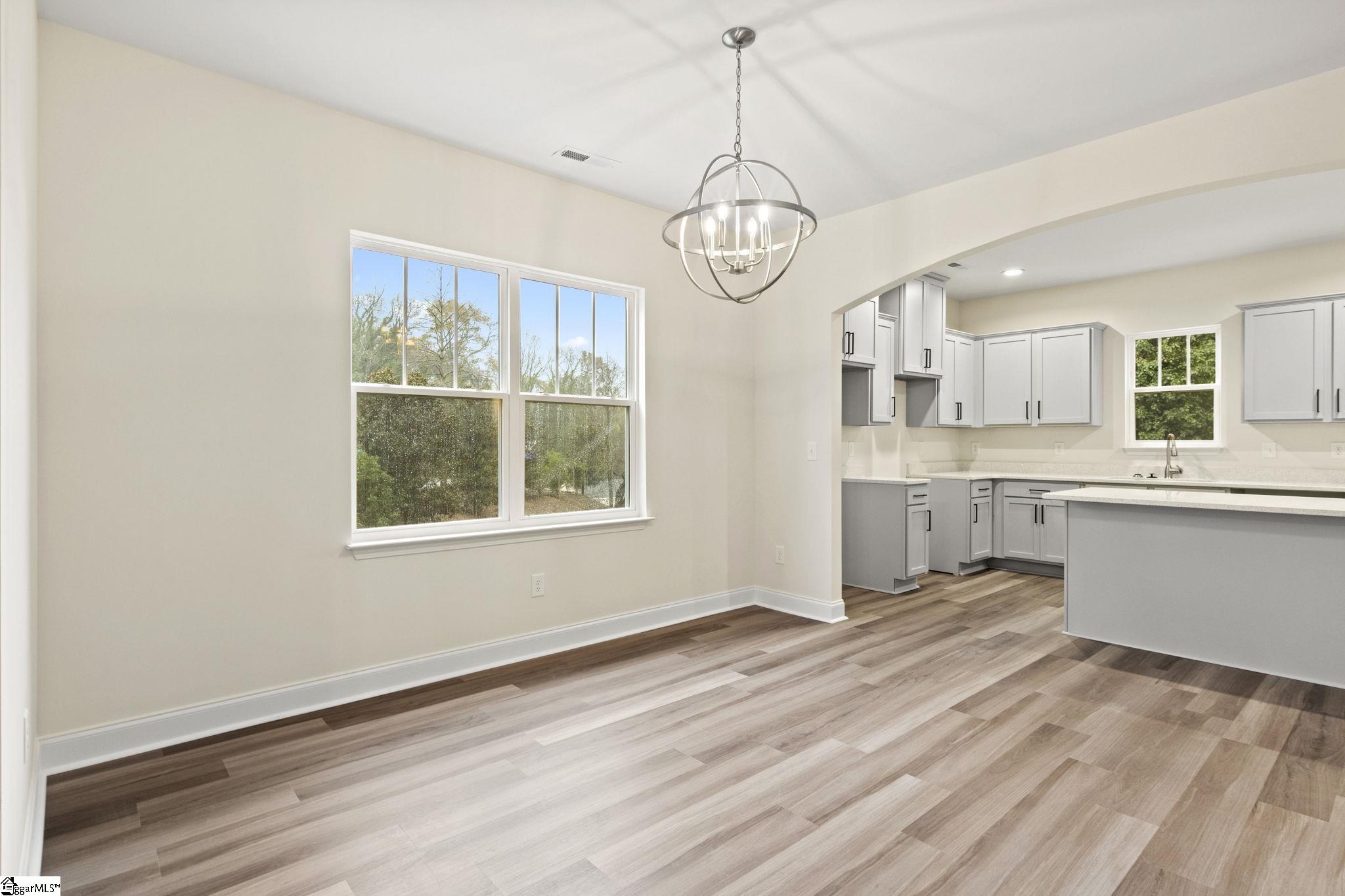 506 Rutherford Road Greenville, SC 29609 - Photo 4 of 23 Gallery Image 4