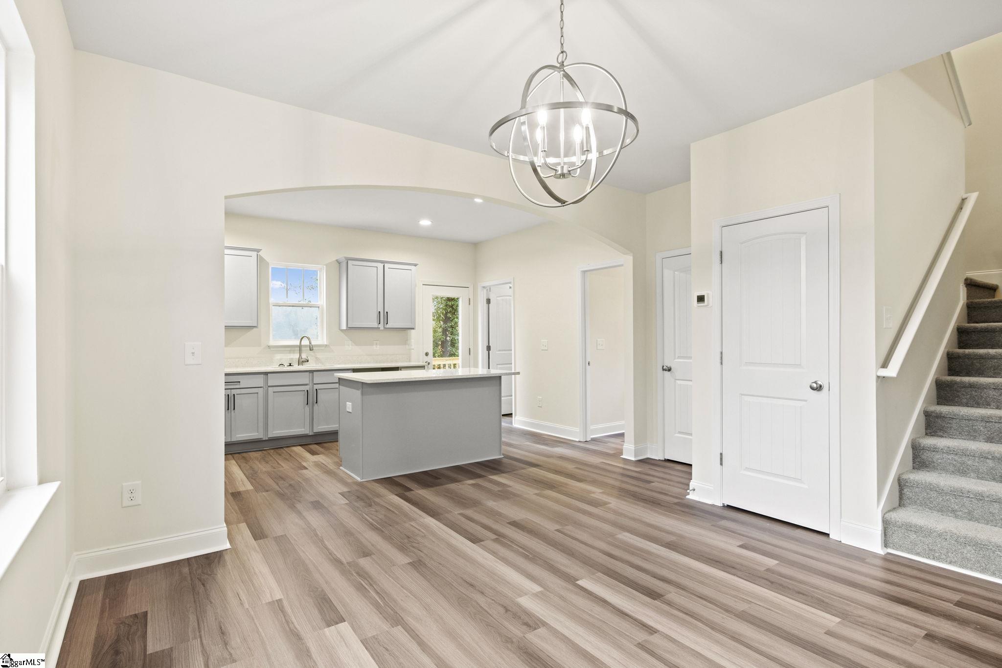 506 Rutherford Road Greenville, SC 29609 - Photo 5 of 23 Gallery Image 5
