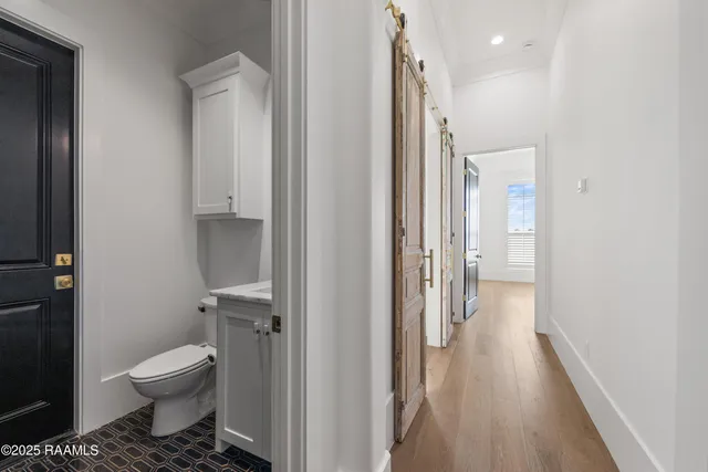 $873,000 | 124 Breakers Way, Scott, LA 70583