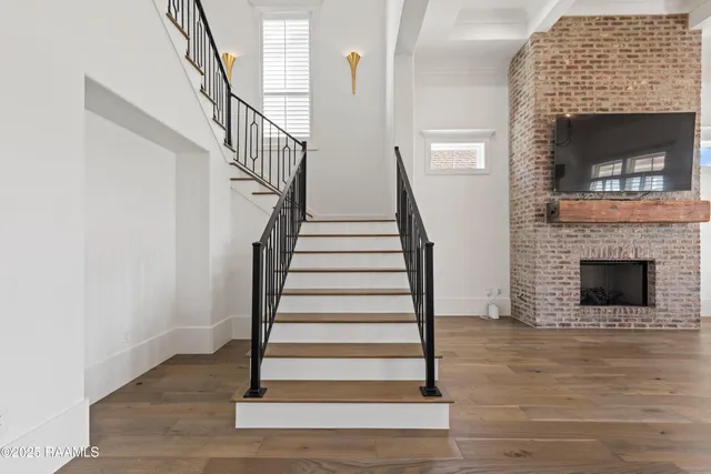 $873,000 | 124 Breakers Way, Scott, LA 70583