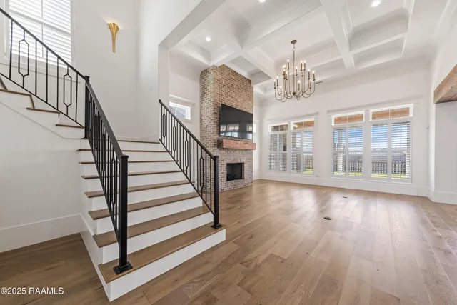 $873,000 | 124 Breakers Way, Scott, LA 70583