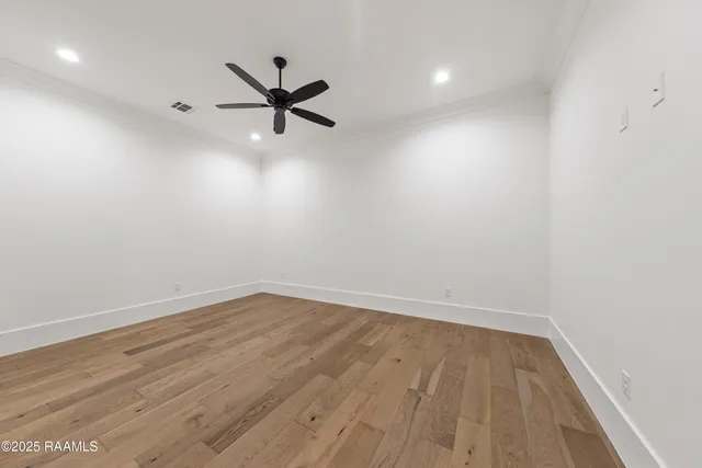 $873,000 | 124 Breakers Way, Scott, LA 70583