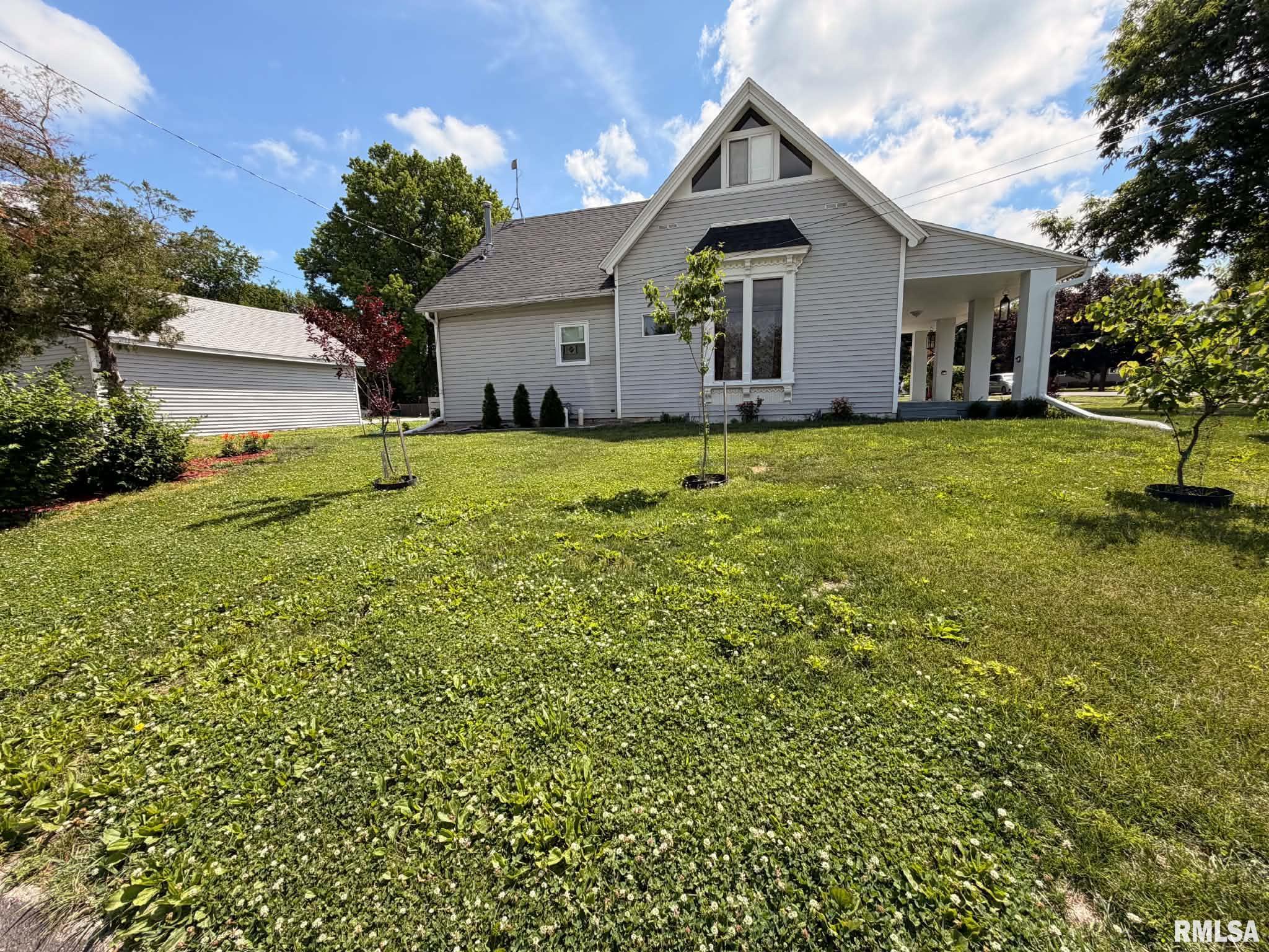 304 East Summit Street Macomb, IL 61455 - Photo 4 of 23