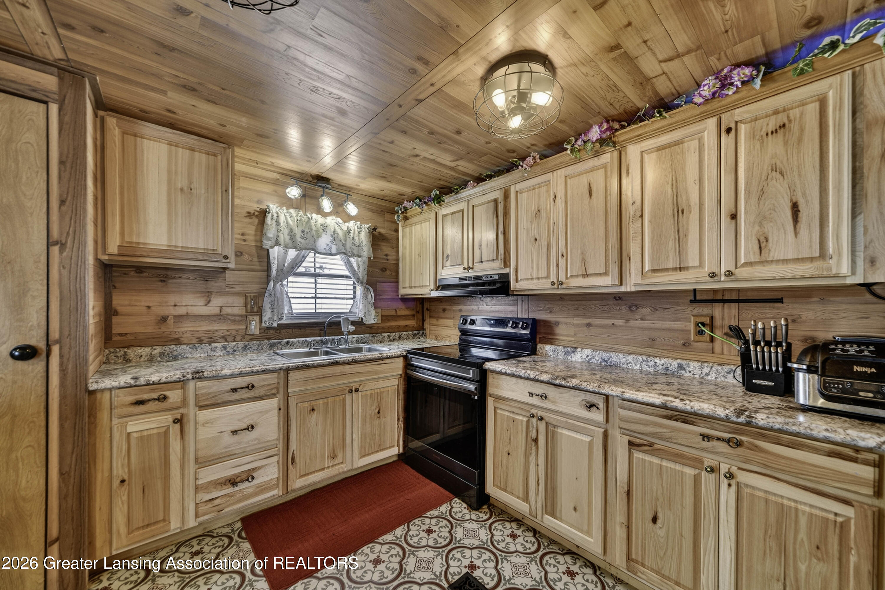 6312 Portland Road Saranac, MI 48881 - Photo 13 of 33 6312-Portland-Rd-Lake-Odessa-MI-48849-Wi
