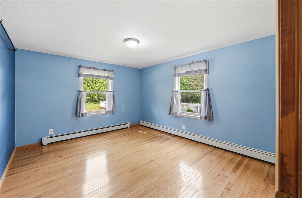 126 Putnam Hill Road Sutton, MA 01590 - Photo 17 of 32