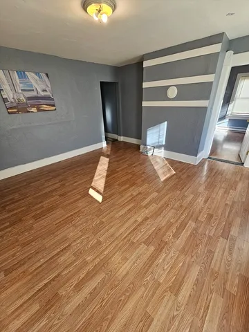 $2,000 | 7 Barnes Street, Unit 1, Webster, MA 01570