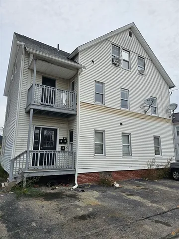 $2,000 | 7 Barnes Street, Unit 1, Webster, MA 01570
