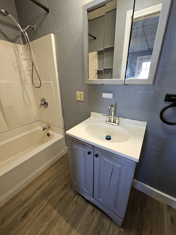 7 Barnes Street, Unit 1 Webster, MA 01570 - Photo 16 of 24