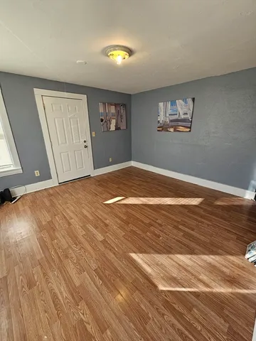 $2,000 | 7 Barnes Street, Unit 1, Webster, MA 01570