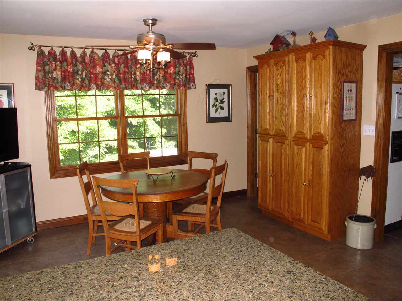 800 South Center Road Boonville, IN 47601 - Photo 10 of 36 Gallery Image 10