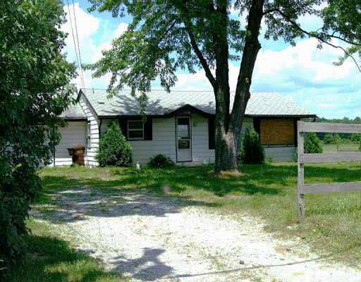 4530 West Cook Road Fort Wayne, IN 46818 - Photo 1 of 1