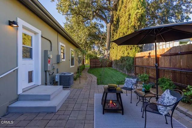 a view of outdoor space yard deck and patio