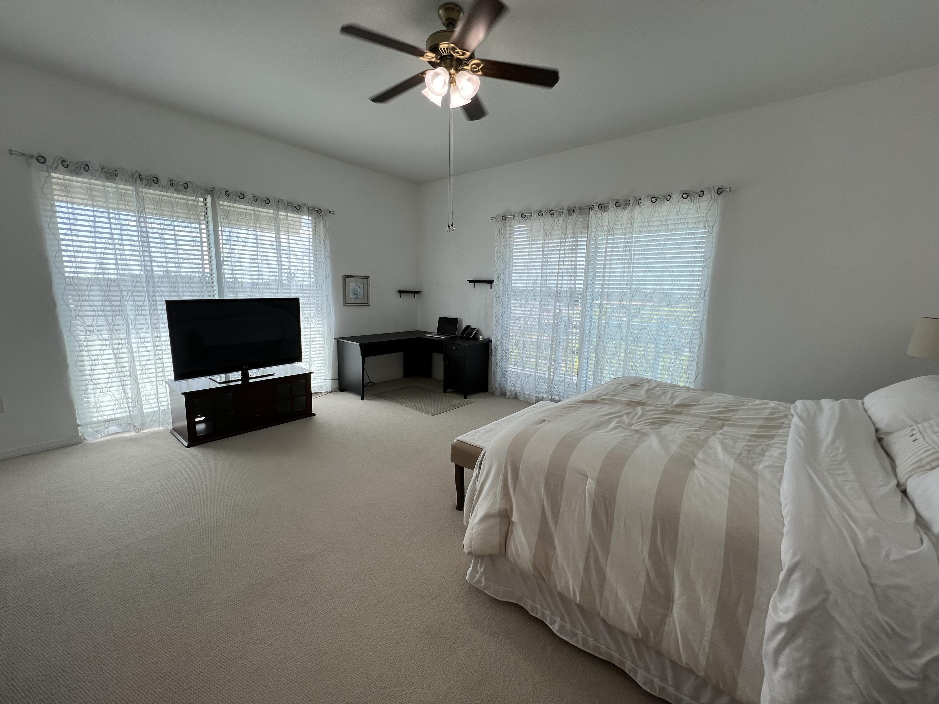 802 West Windward Way, Unit PH15 Lantana, FL 33462 - Photo 25 of 34 IMG_3505