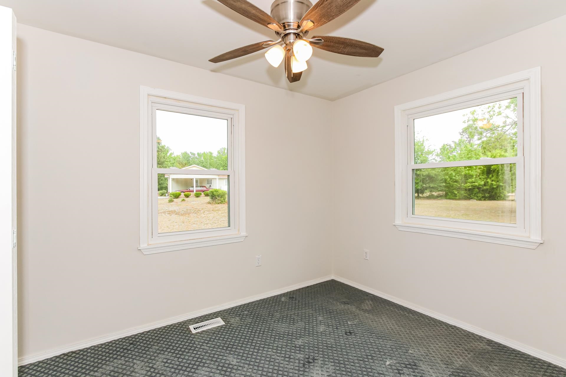 2065 Cannon Bridge Road Bamberg, SC 29003 - Photo 28 of 36