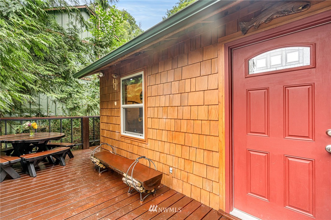 6417 Adams Log Cabin Road Snohomish, WA 98290 - Photo 1 of 33 Gallery Image 1