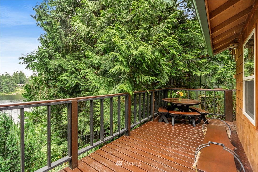 6417 Adams Log Cabin Road Snohomish, WA 98290 - Photo 3 of 33 Gallery Image 3