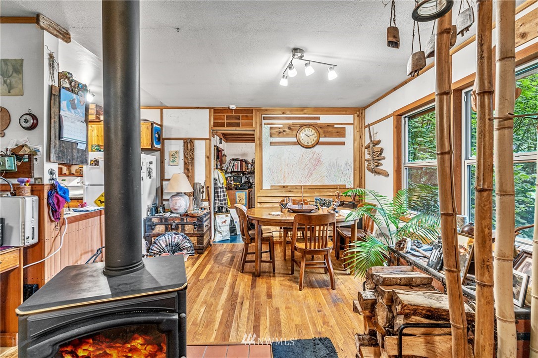 6417 Adams Log Cabin Road Snohomish, WA 98290 - Photo 9 of 33 Gallery Image 9