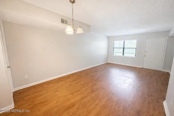 $1,375 | 1357 Kingsley Avenue, Unit 7B, Orange Park, FL 32073