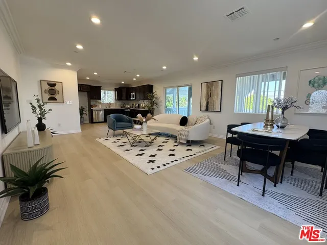 $3,850 | 3917 Dwiggins Street, Los Angeles, CA 90063