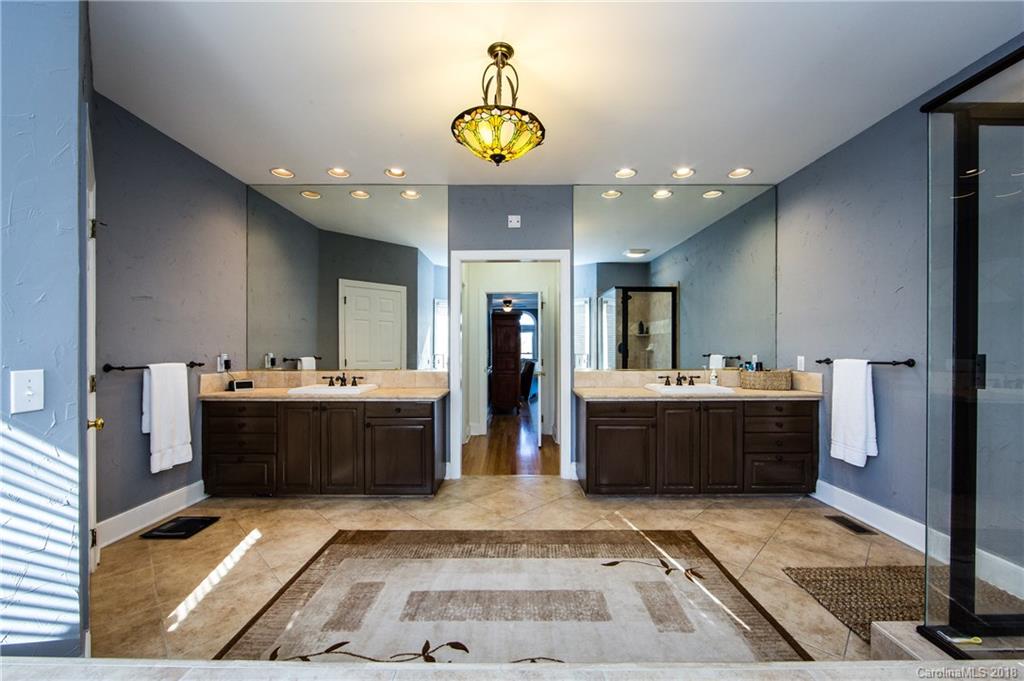 16105 Woolwine Road Charlotte, NC 28278 - Photo 15 of 24 Gallery Image 15