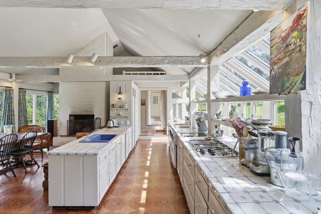 20 Powder Mill Road Concord, MA 01742 - Photo 11 of 42