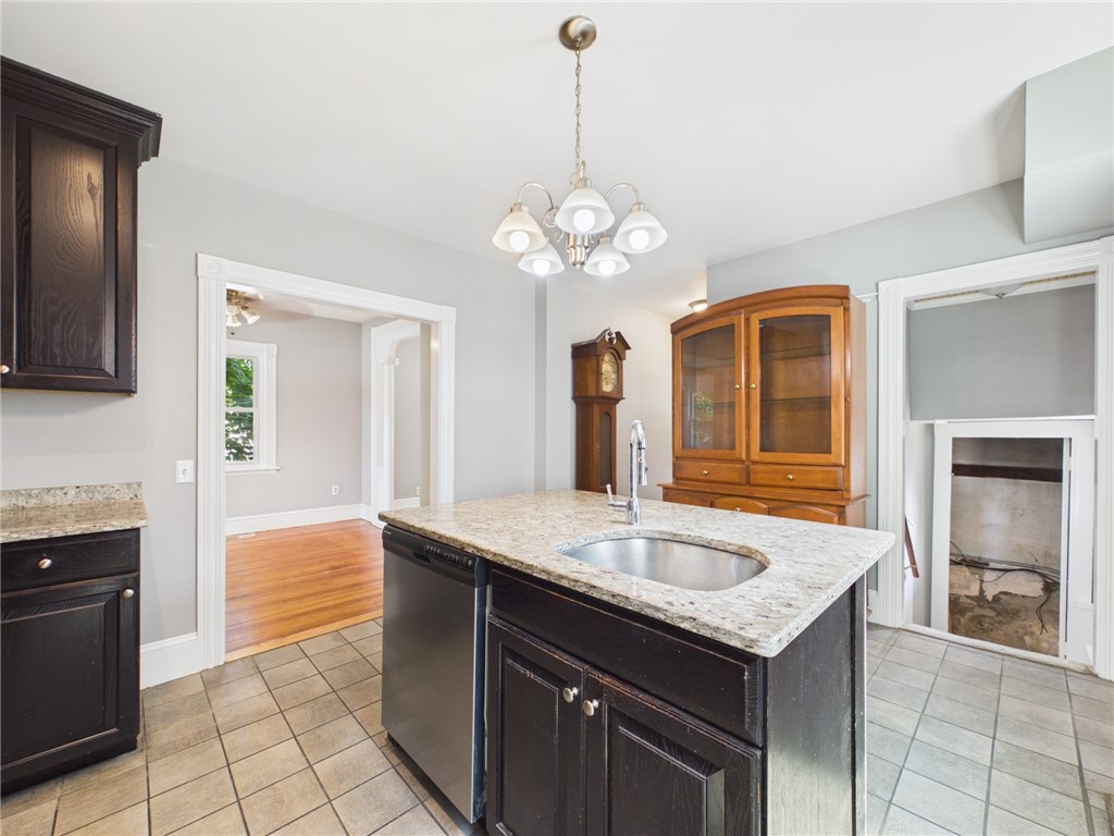 13 Clyde Street Providence, RI 02908 - Photo 11 of 35