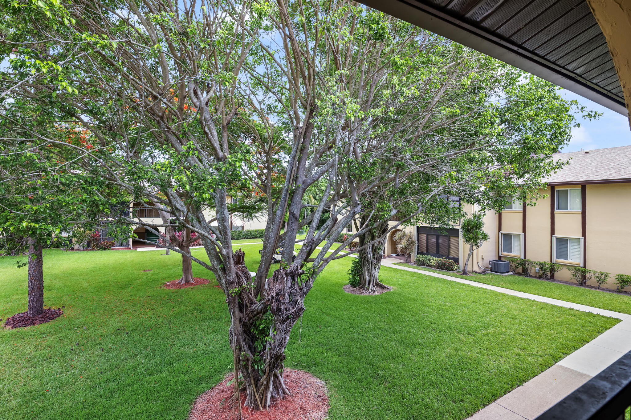 321 Pine Ridge Circle, Unit C2 Greenacres, FL 33463 - Photo 21 of 29 VIEW