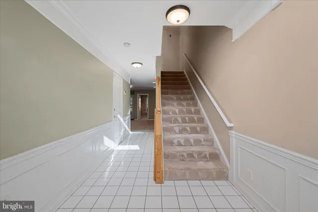 a view of empty room