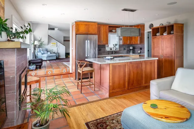 $2,950,000 | 4506 Point Loma Avenue, San Diego, CA 92107