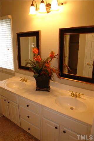 7405 Peddler Place Raleigh, NC 27615 - Photo 8 of 12