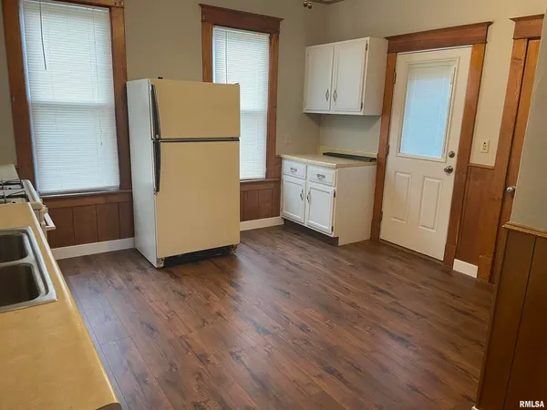 $925 | 1721 West 16th Street, Davenport, IA 52804