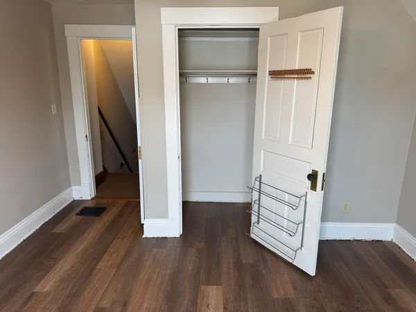 $925 | 1721 West 16th Street, Davenport, IA 52804